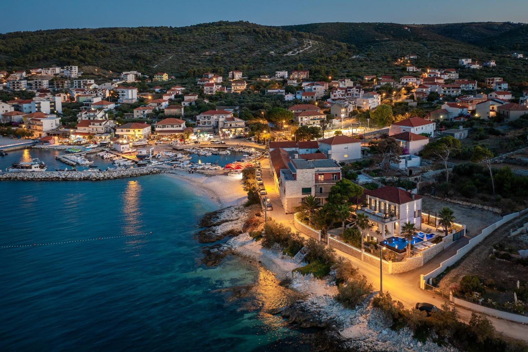 Villa L'orizzonte Slatine Esterno foto